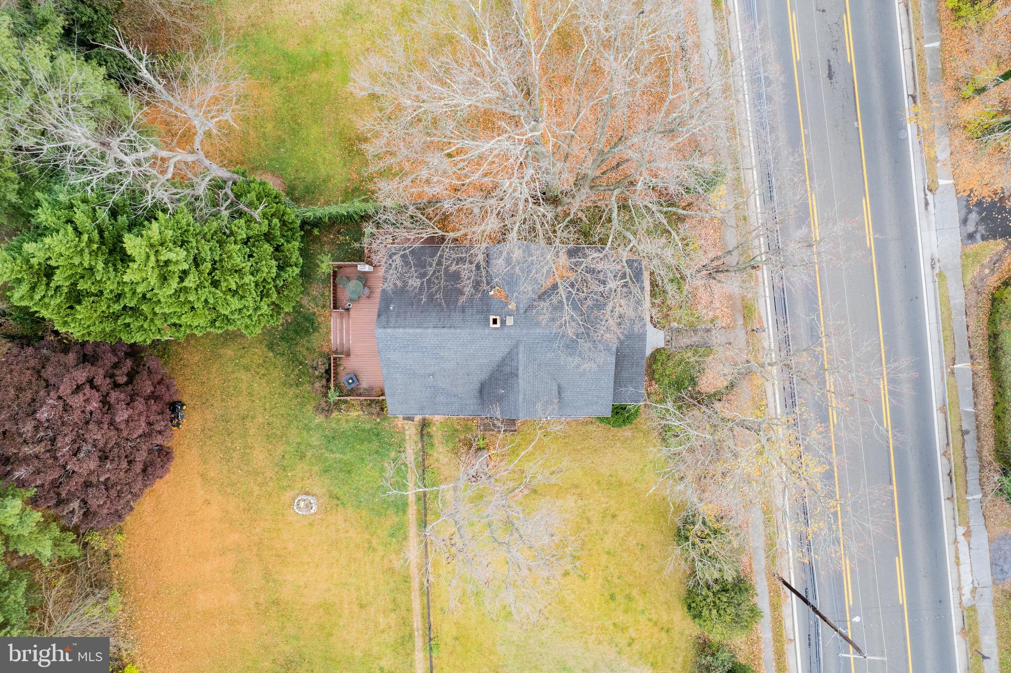 18 Greenway Ave S