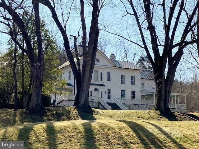 398 Timber Ln