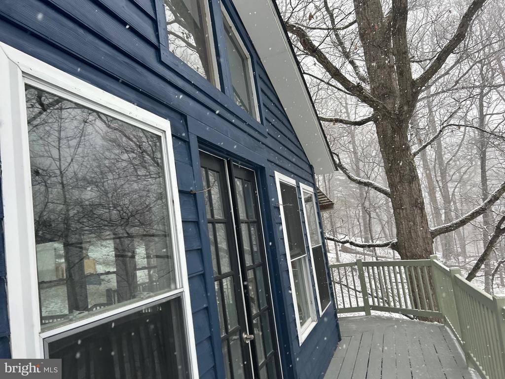 398 Timber Ln
