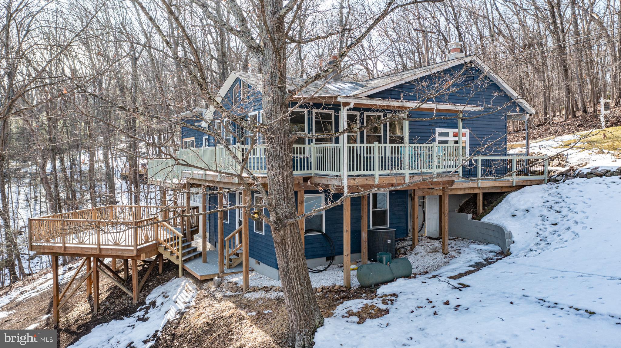 398 Timber Ln