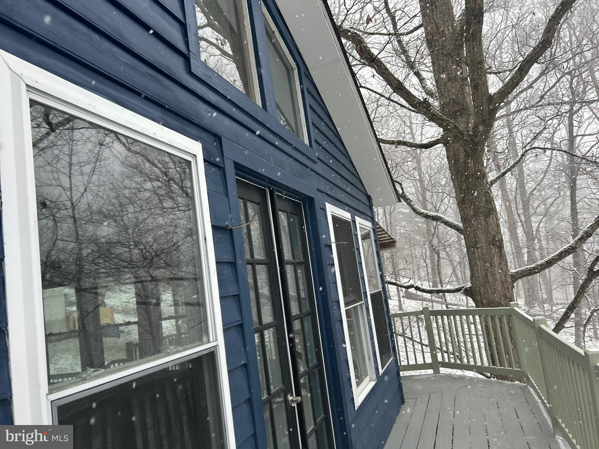 398 Timber Ln