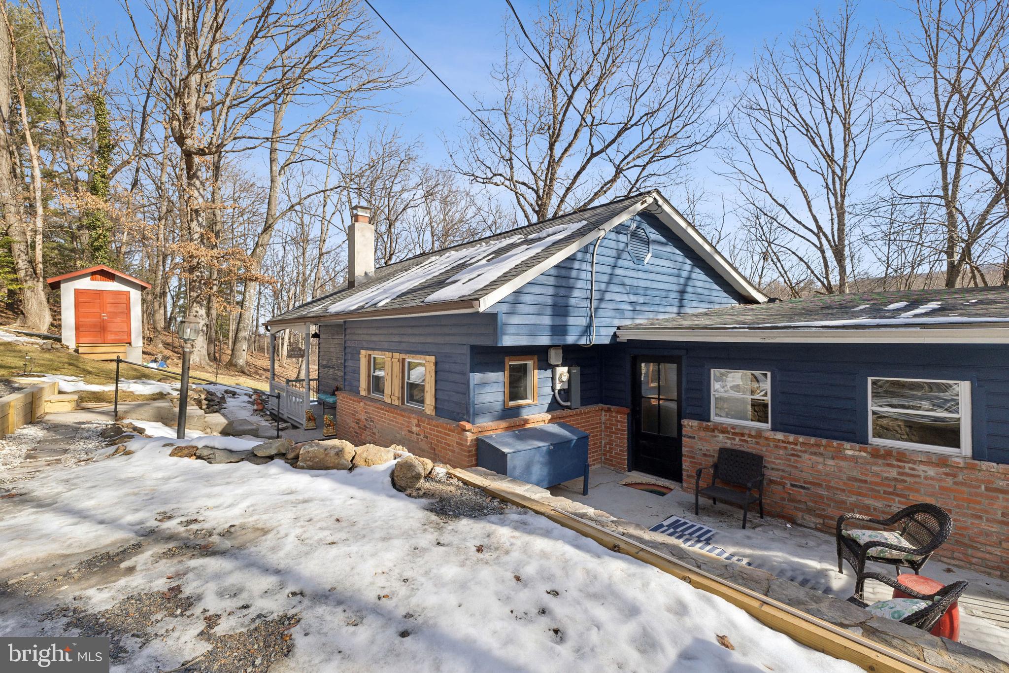 398 Timber Ln