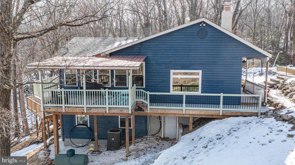 398 Timber Ln