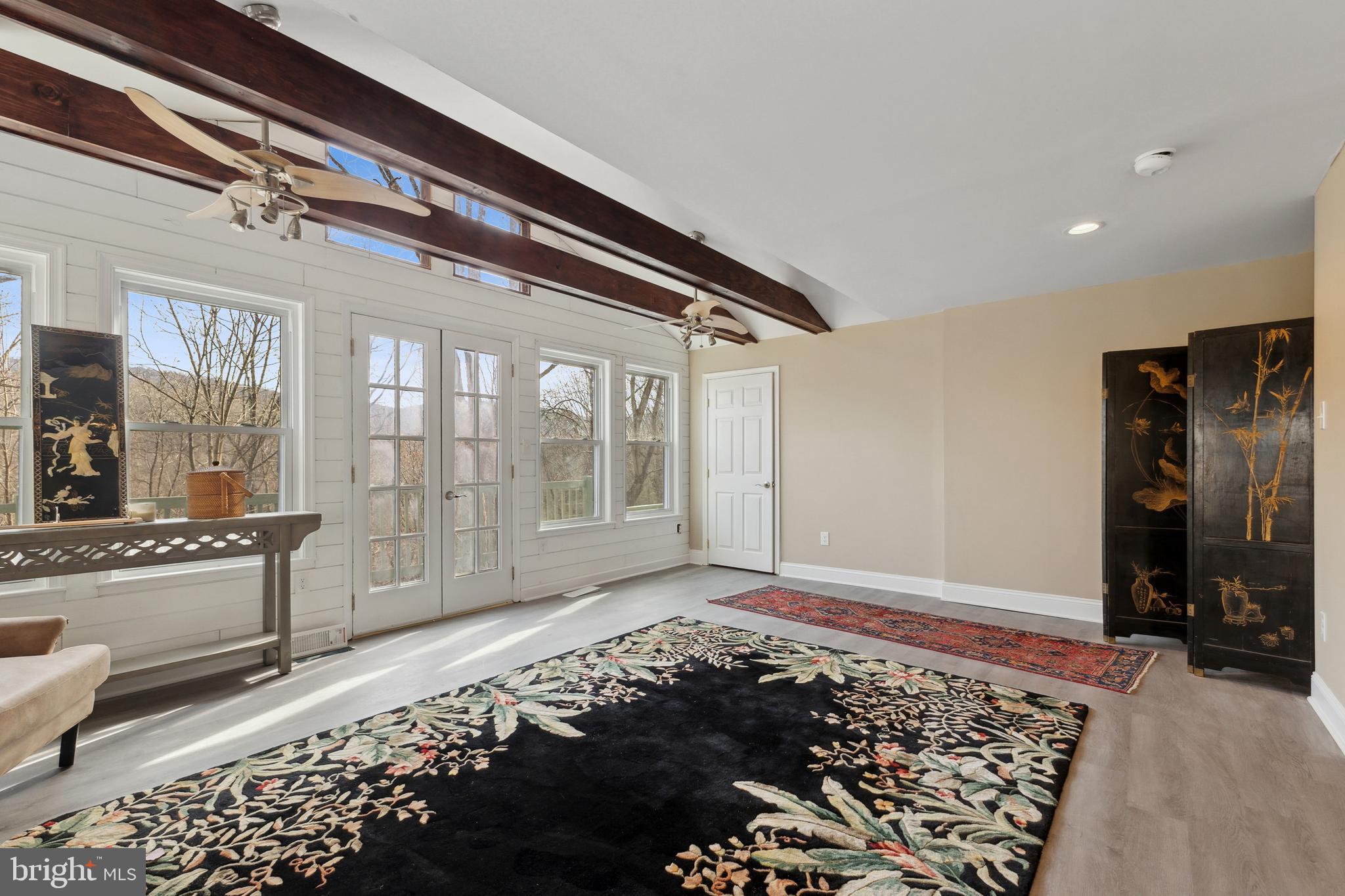398 Timber Ln