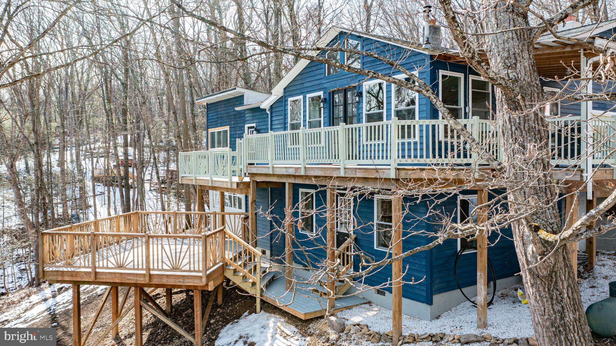 398 Timber Ln