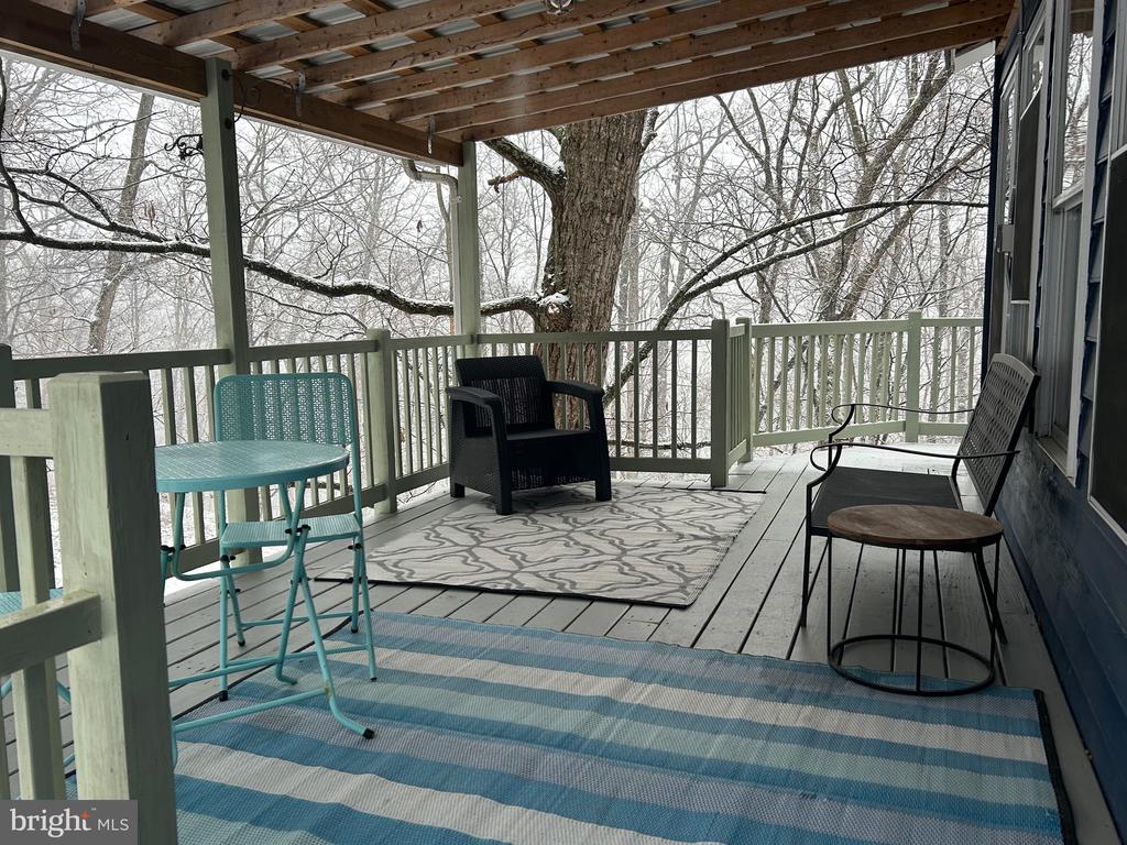 398 Timber Ln