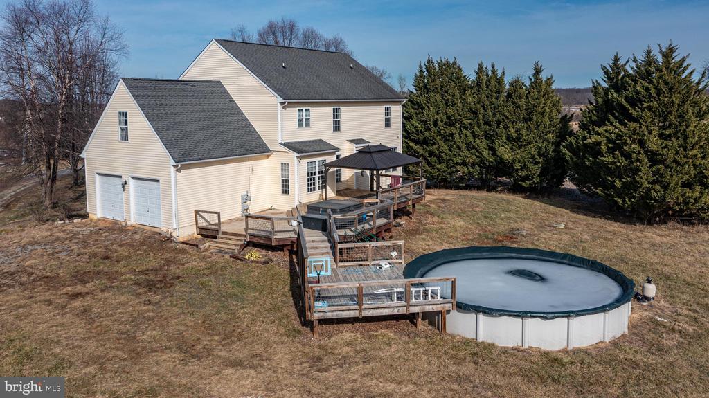 829 Castlerock Ln
