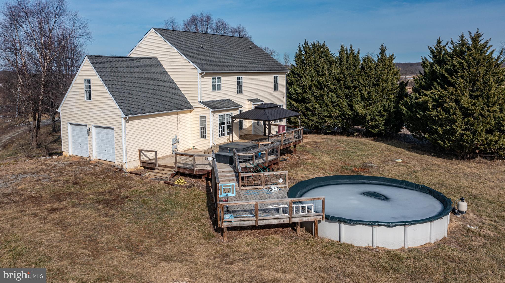 829 Castlerock Ln