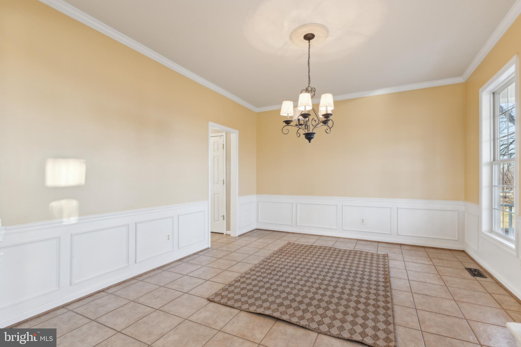 829 Castlerock Ln