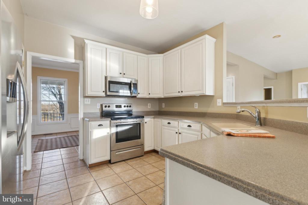 829 Castlerock Ln