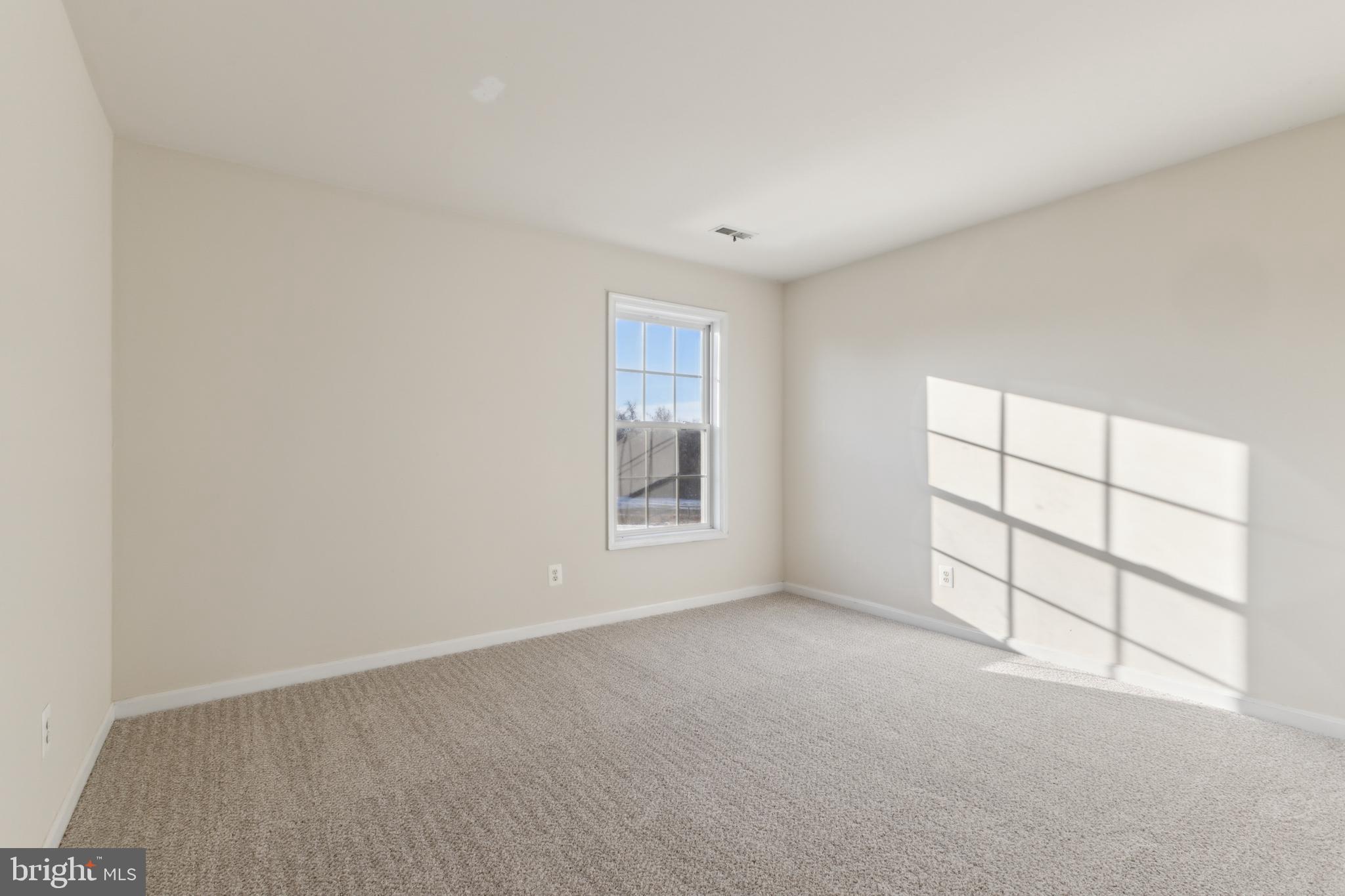 829 Castlerock Ln