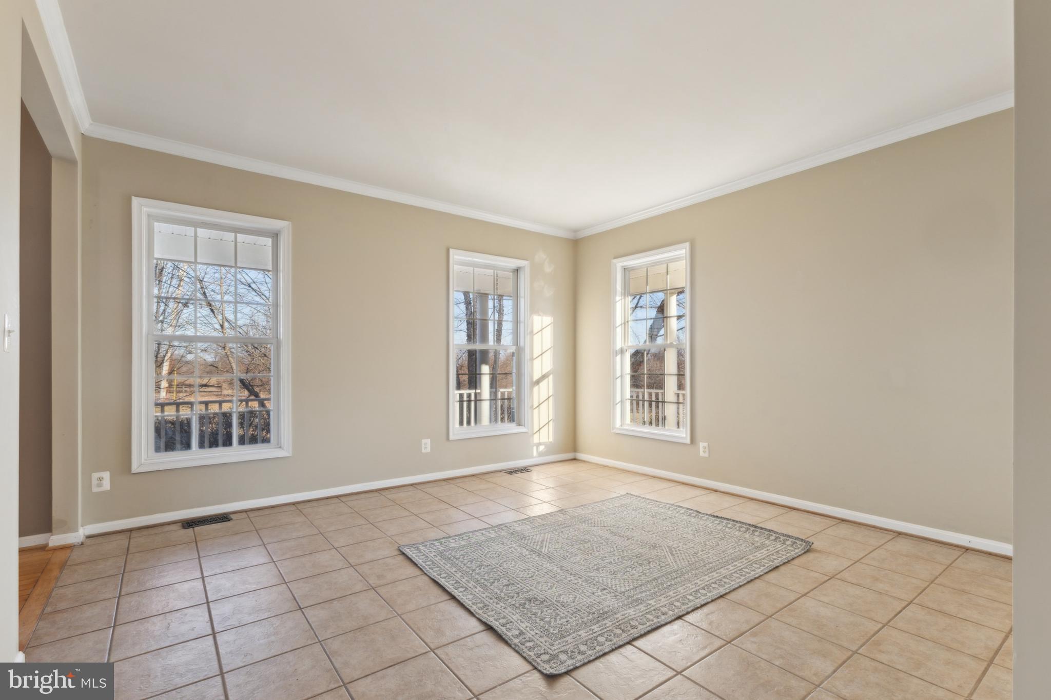 829 Castlerock Ln