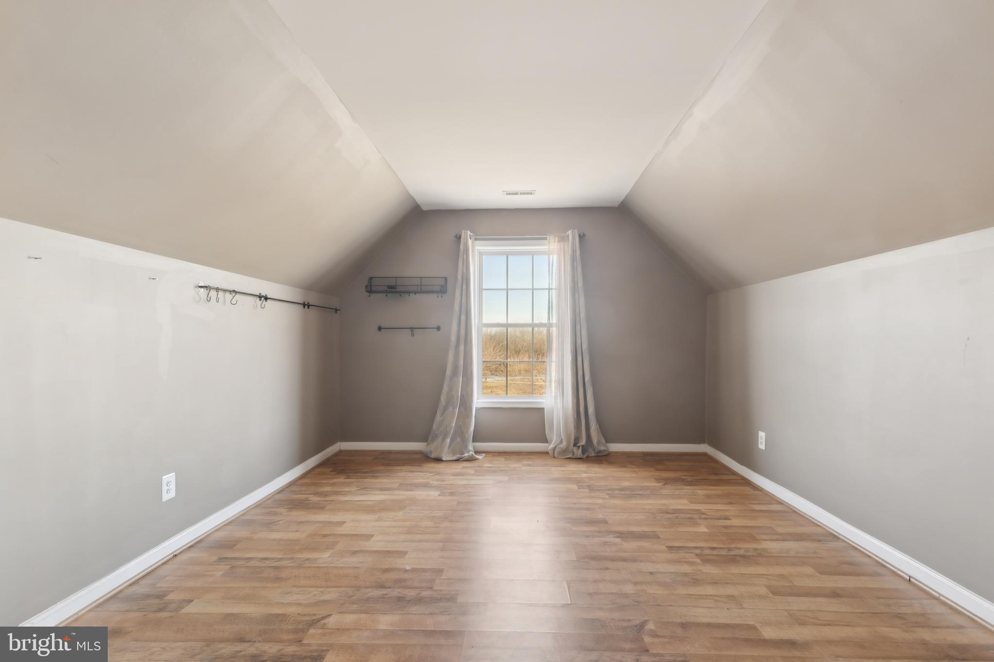 829 Castlerock Ln