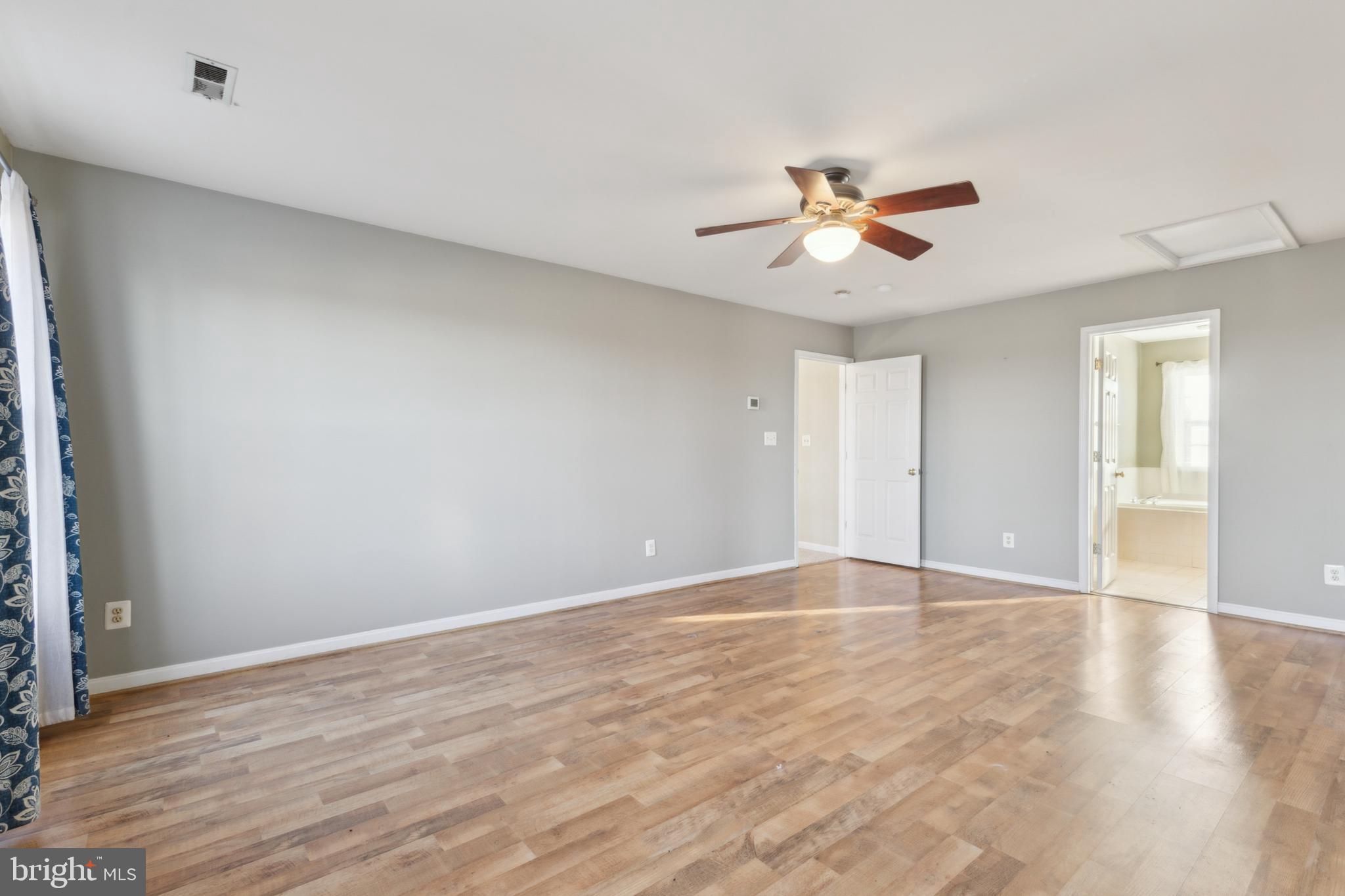 829 Castlerock Ln