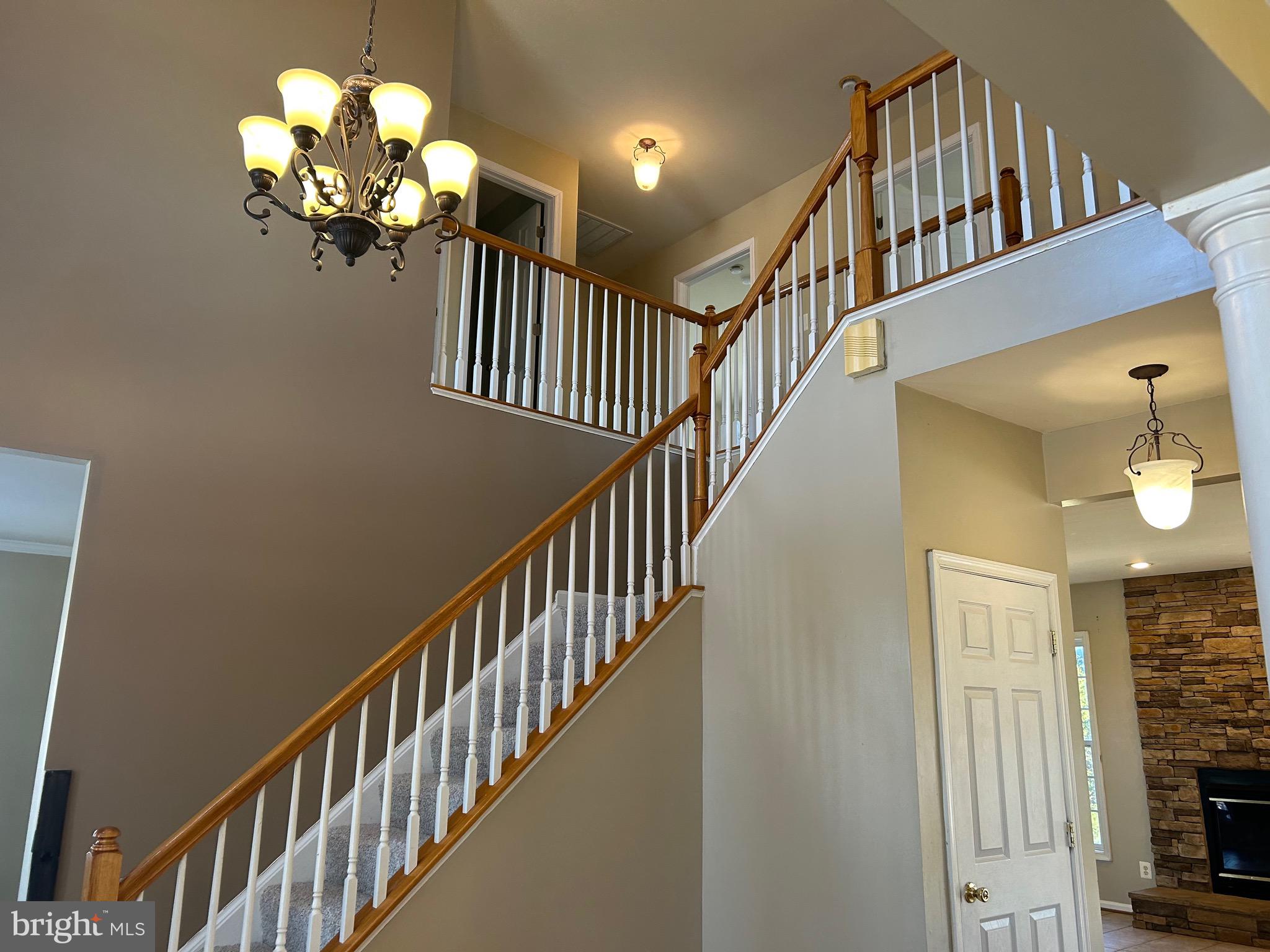 829 Castlerock Ln