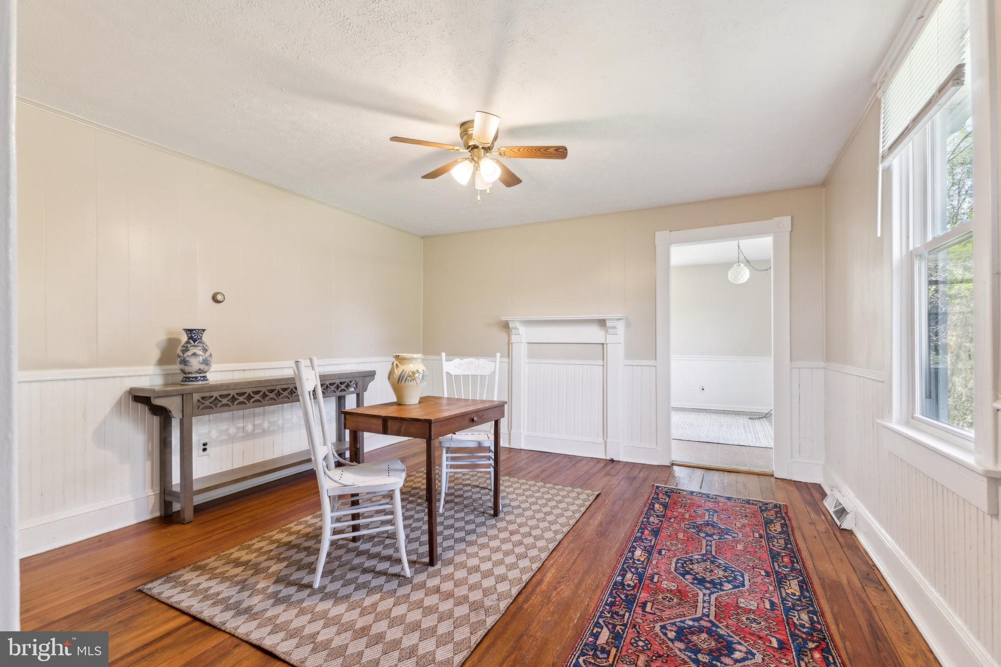 1095 Senseny Rd