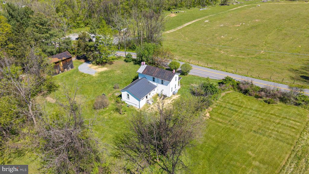 1095 Senseny Rd