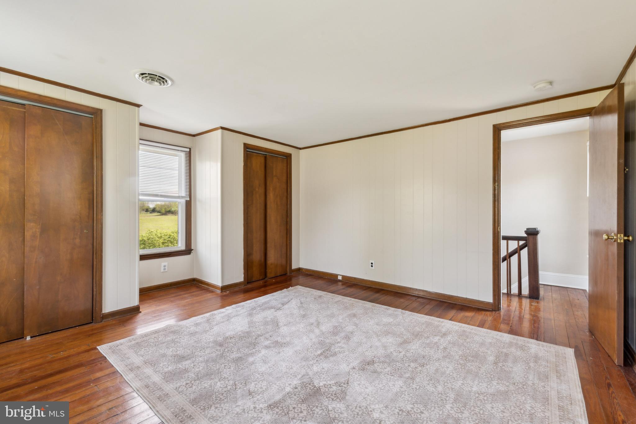1095 Senseny Rd