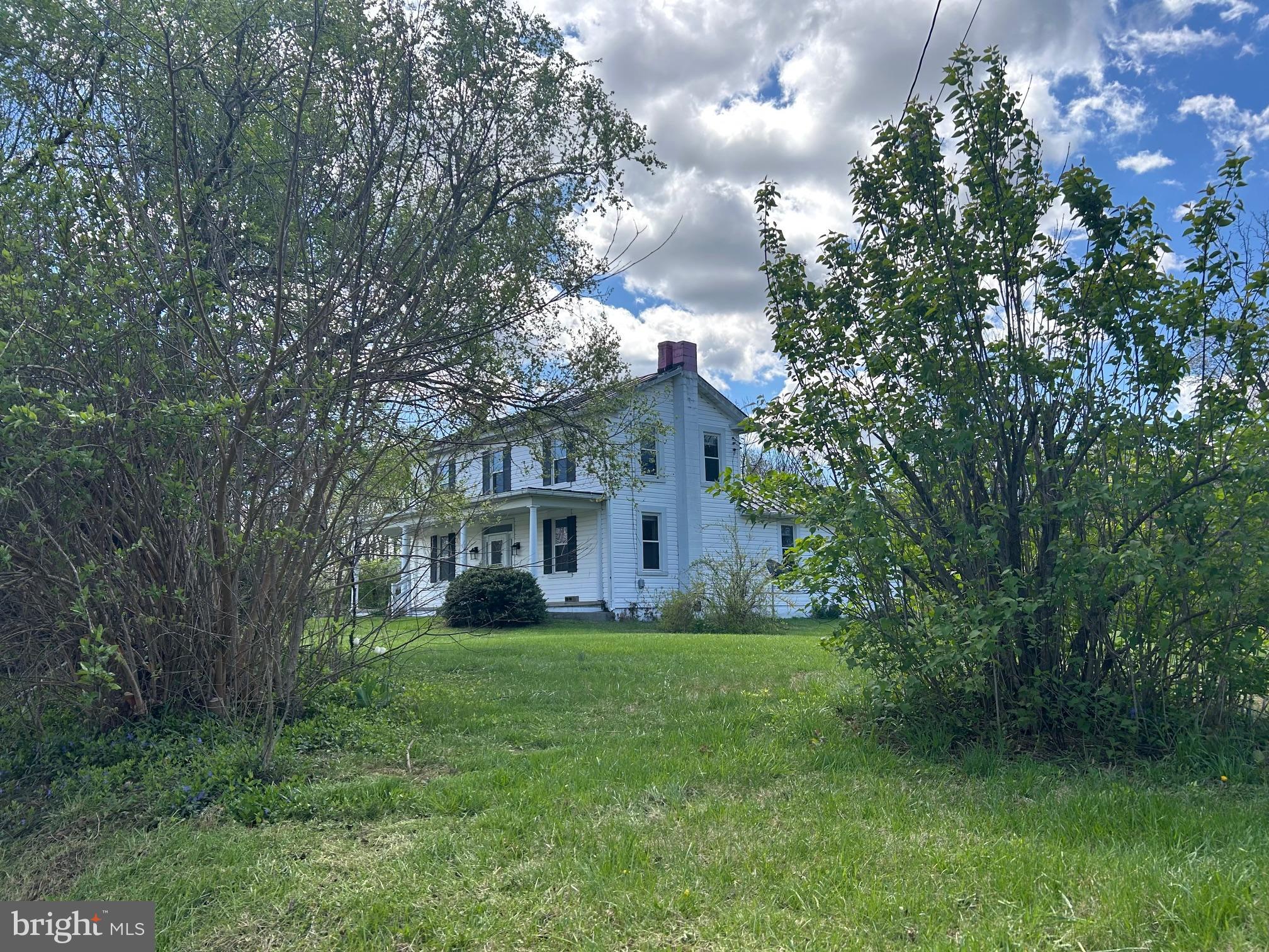 1095 Senseny Rd