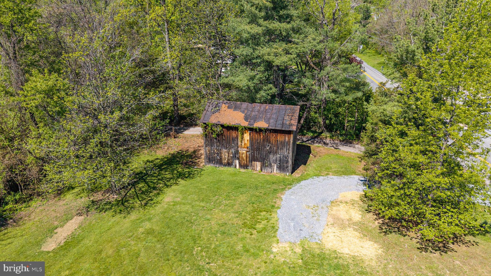 1095 Senseny Rd
