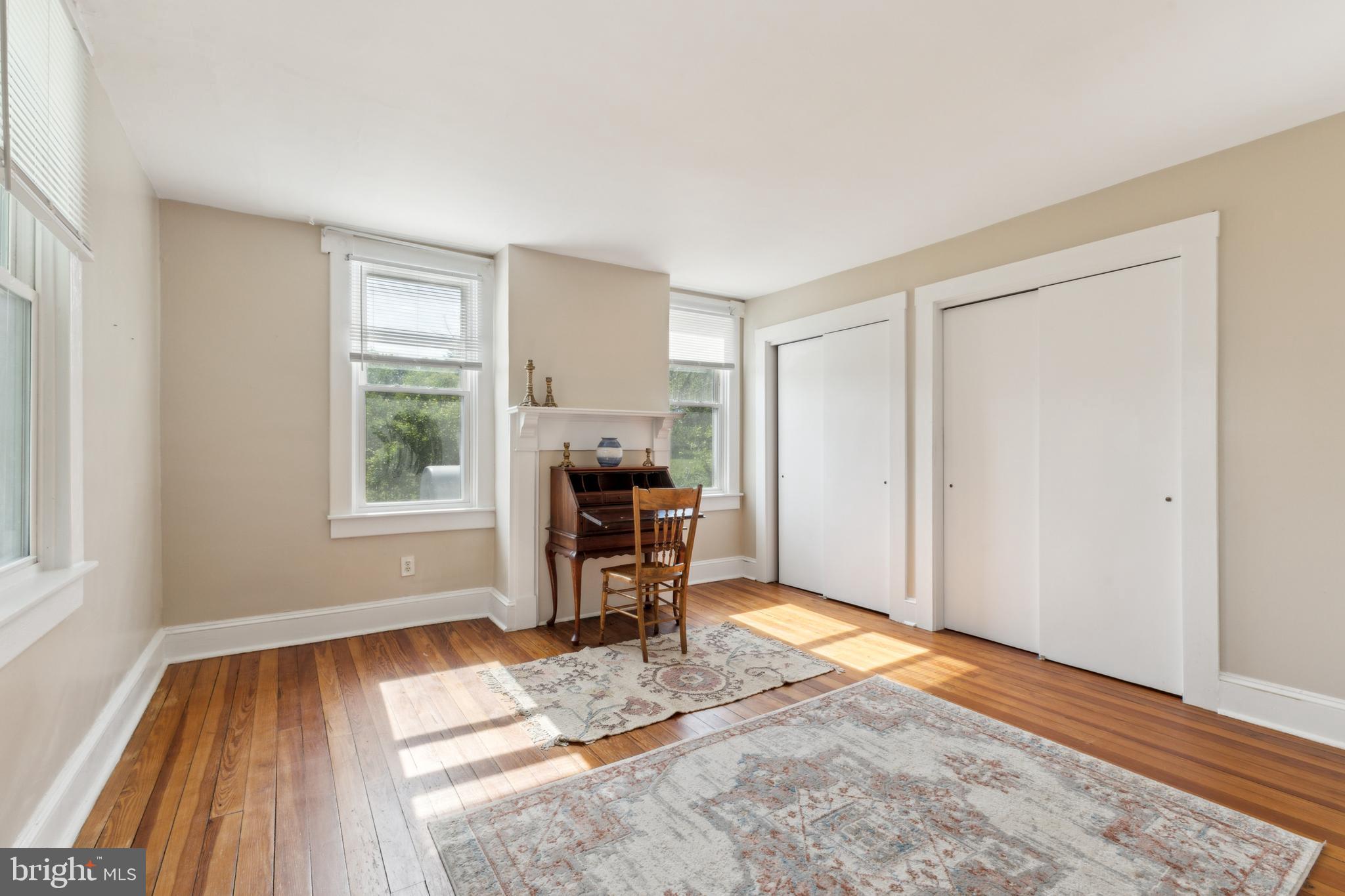 1095 Senseny Rd
