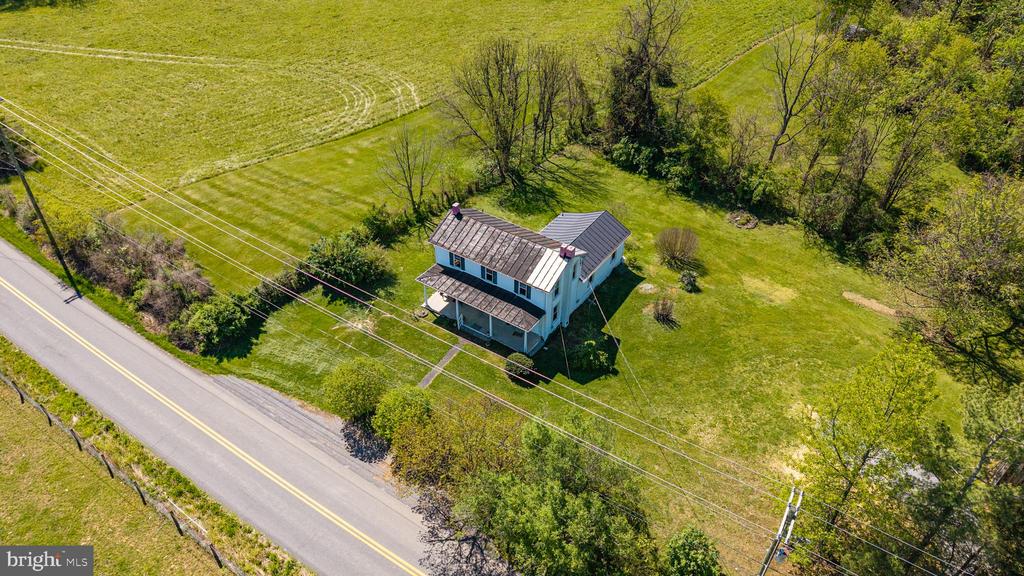 1095 Senseny Rd