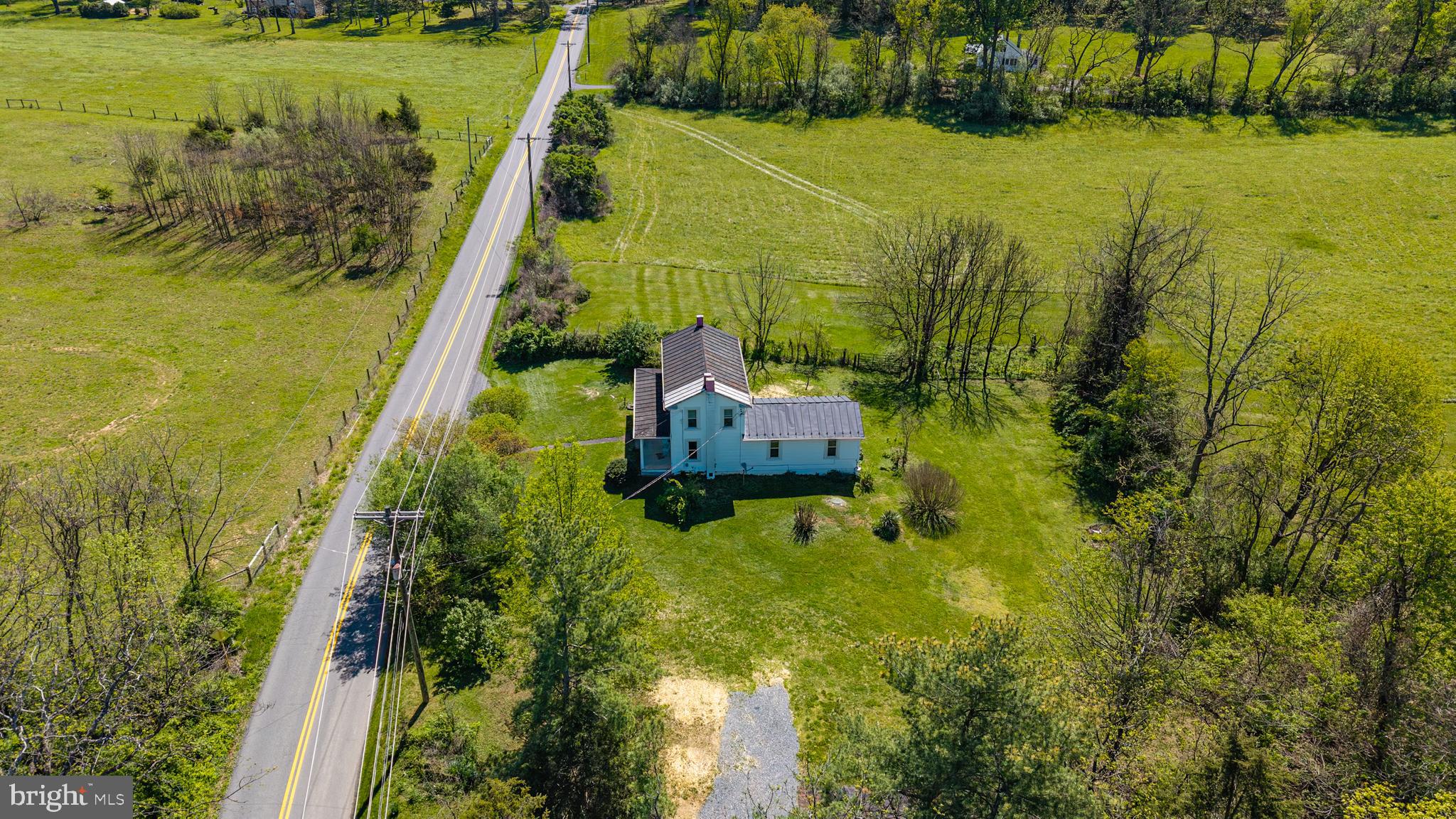 1095 Senseny Rd