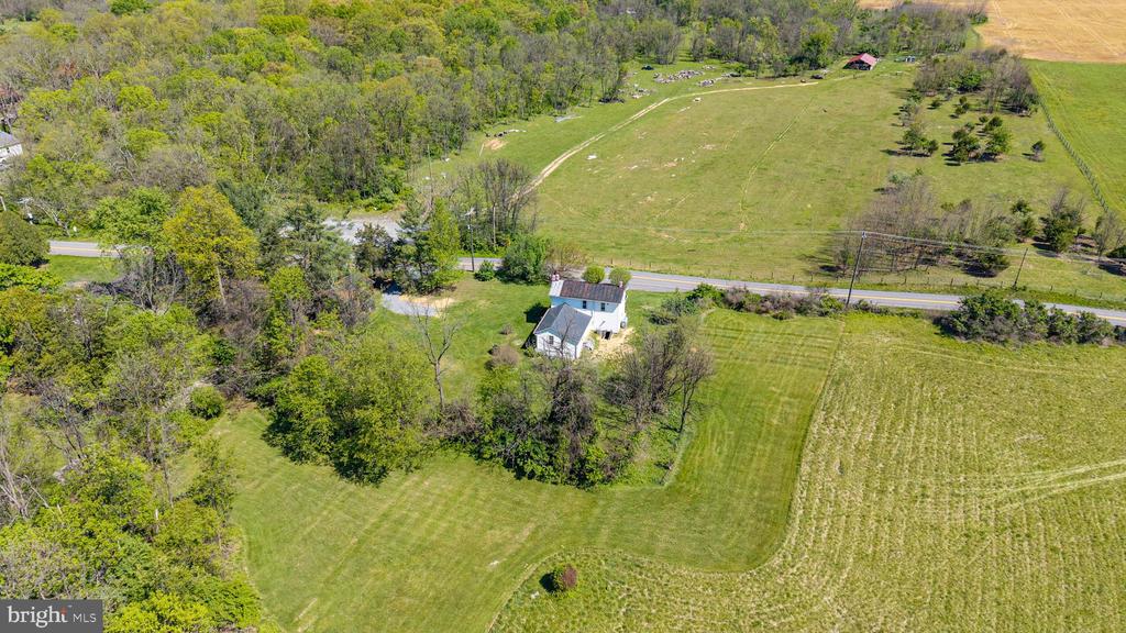 1095 Senseny Rd