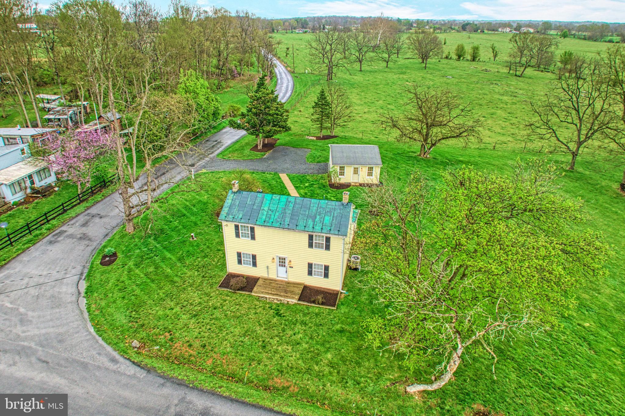 1080 Russell Rd