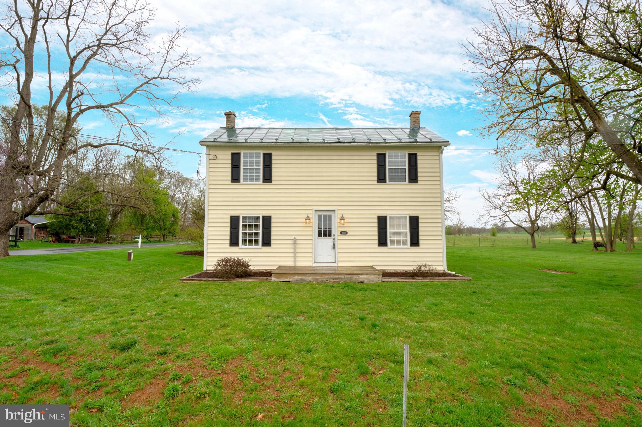 1080 Russell Rd