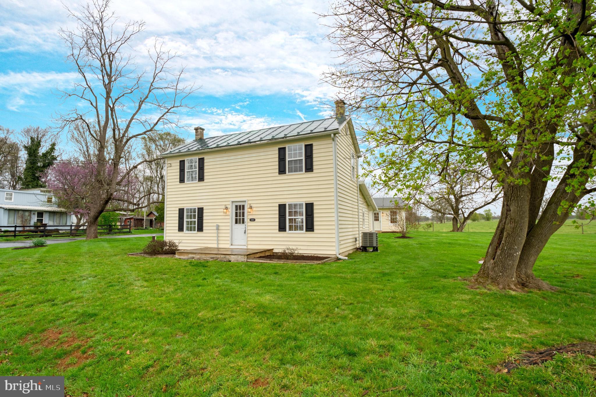 1080 Russell Rd