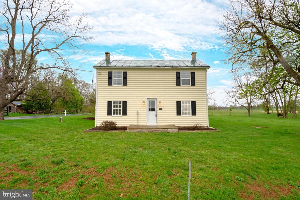 1080 Russell Rd