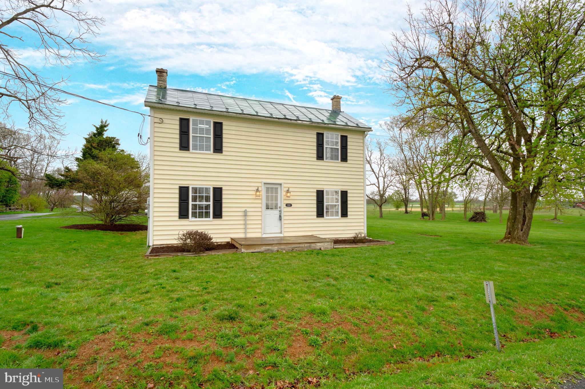 1080 Russell Rd