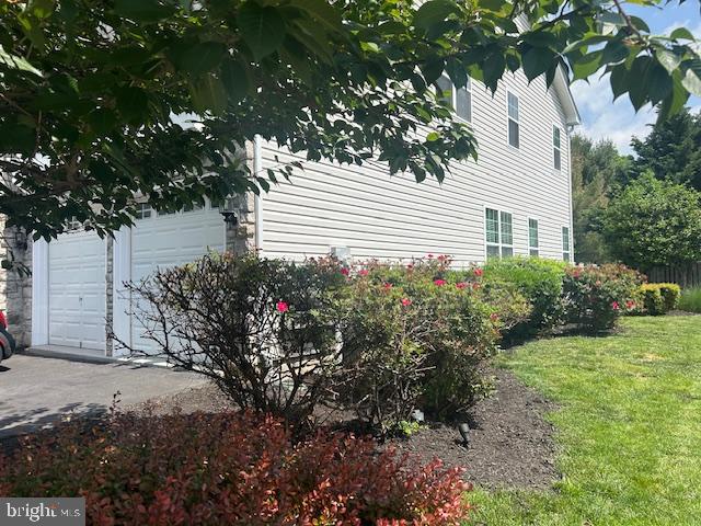 108 Roseville Ct