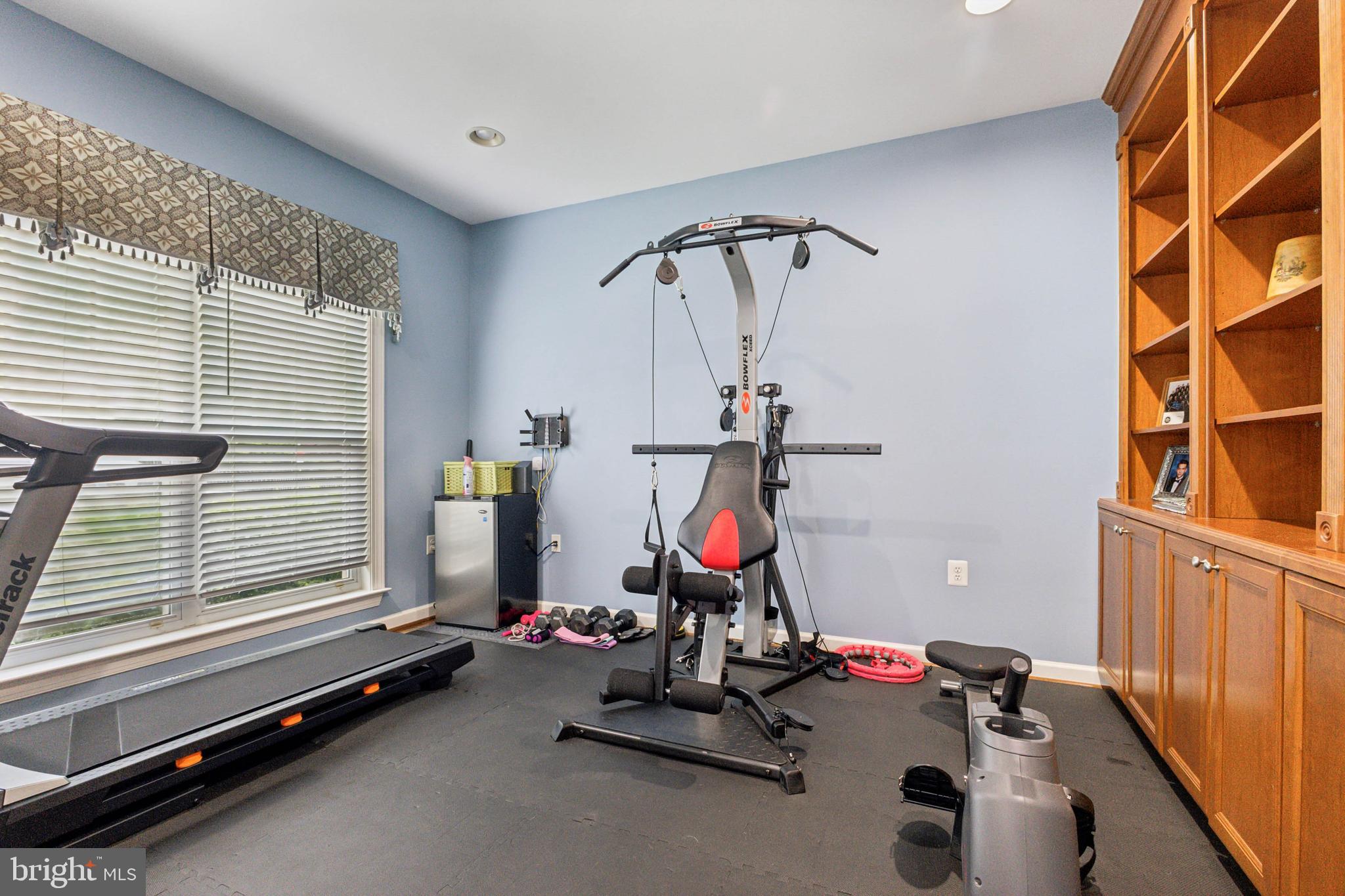 108 Roseville Ct