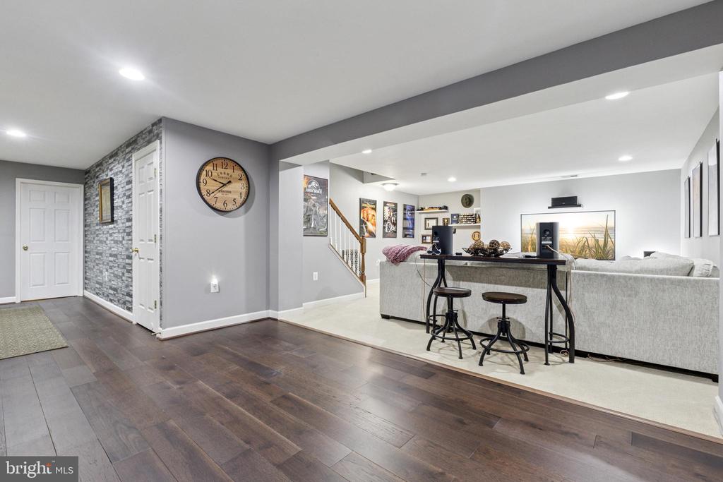 108 Roseville Ct
