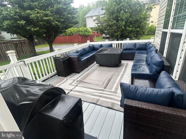 108 Roseville Ct