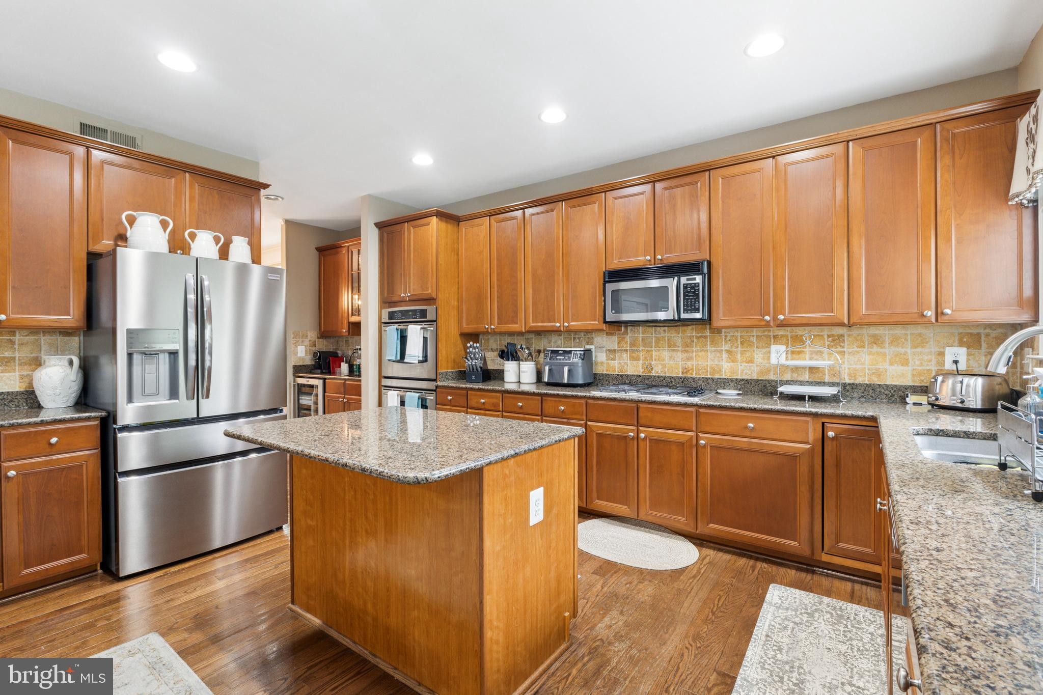 108 Roseville Ct