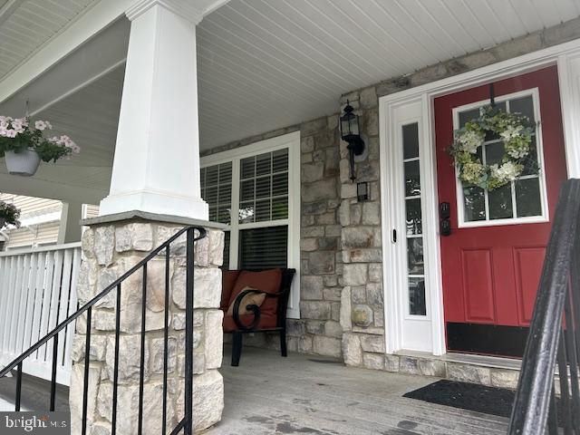 108 Roseville Ct