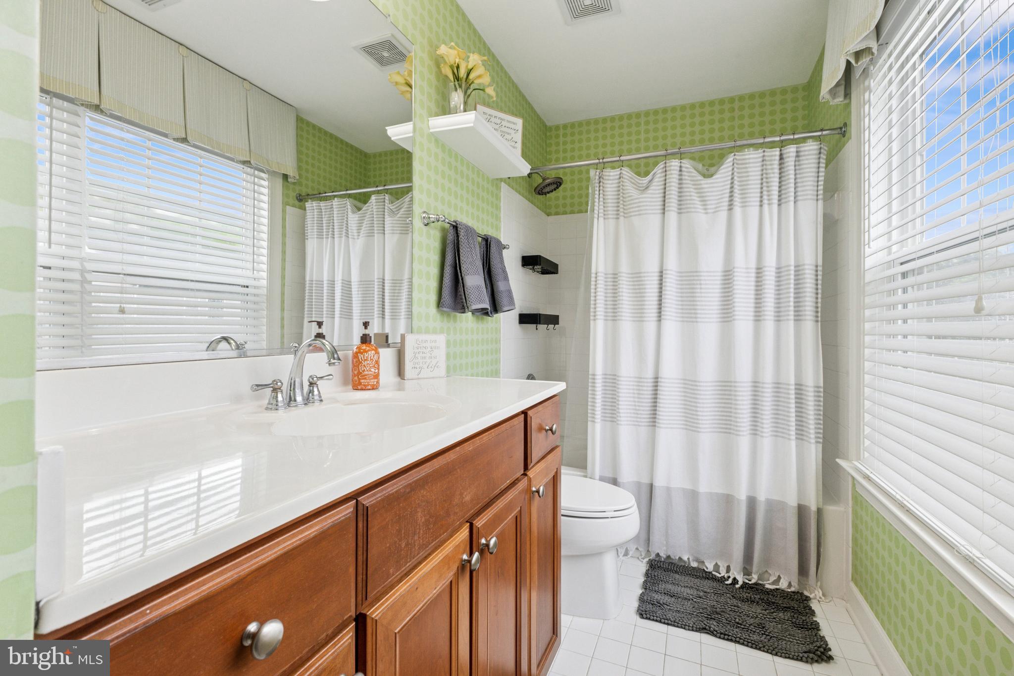 108 Roseville Ct