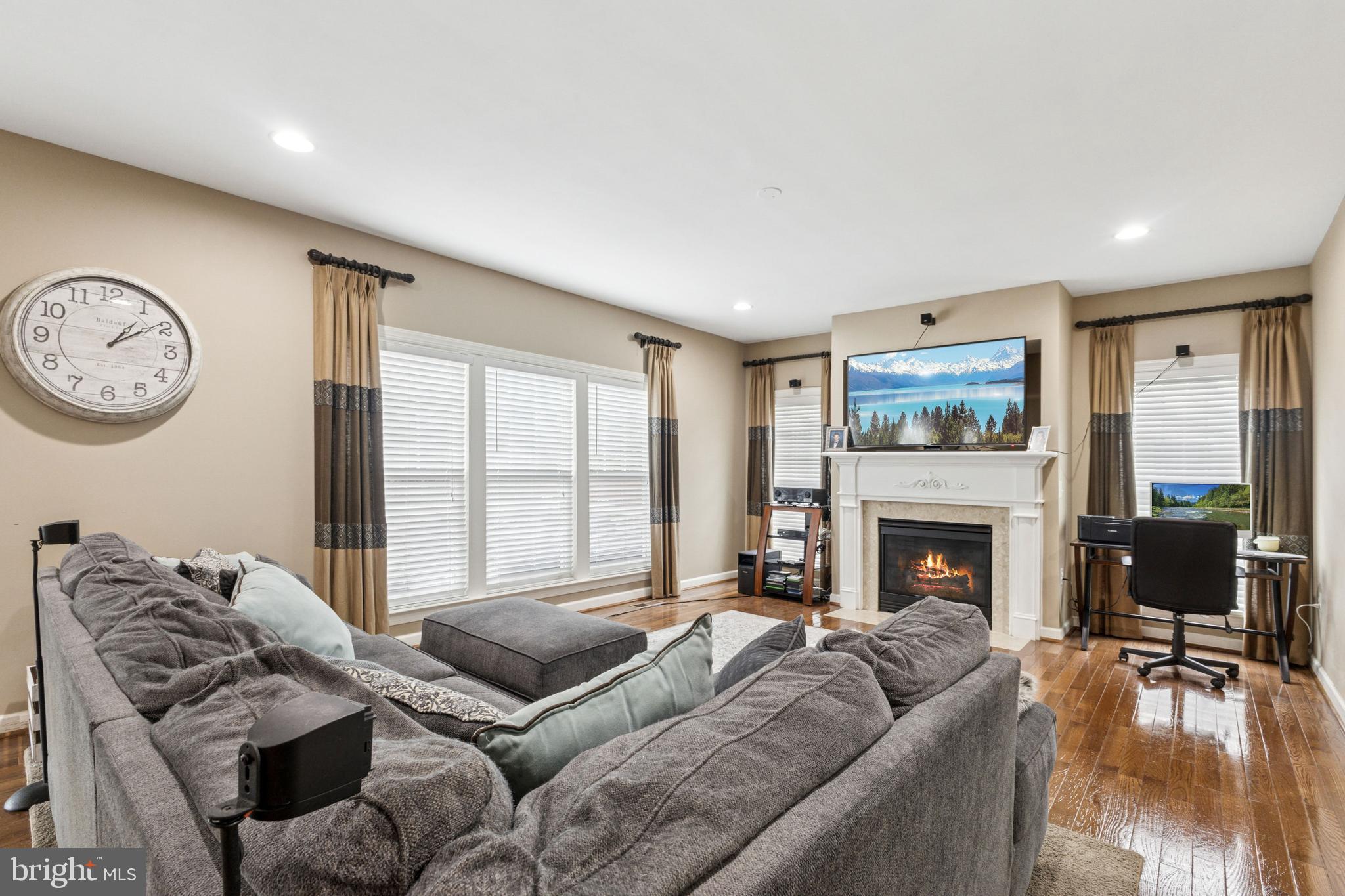 108 Roseville Ct