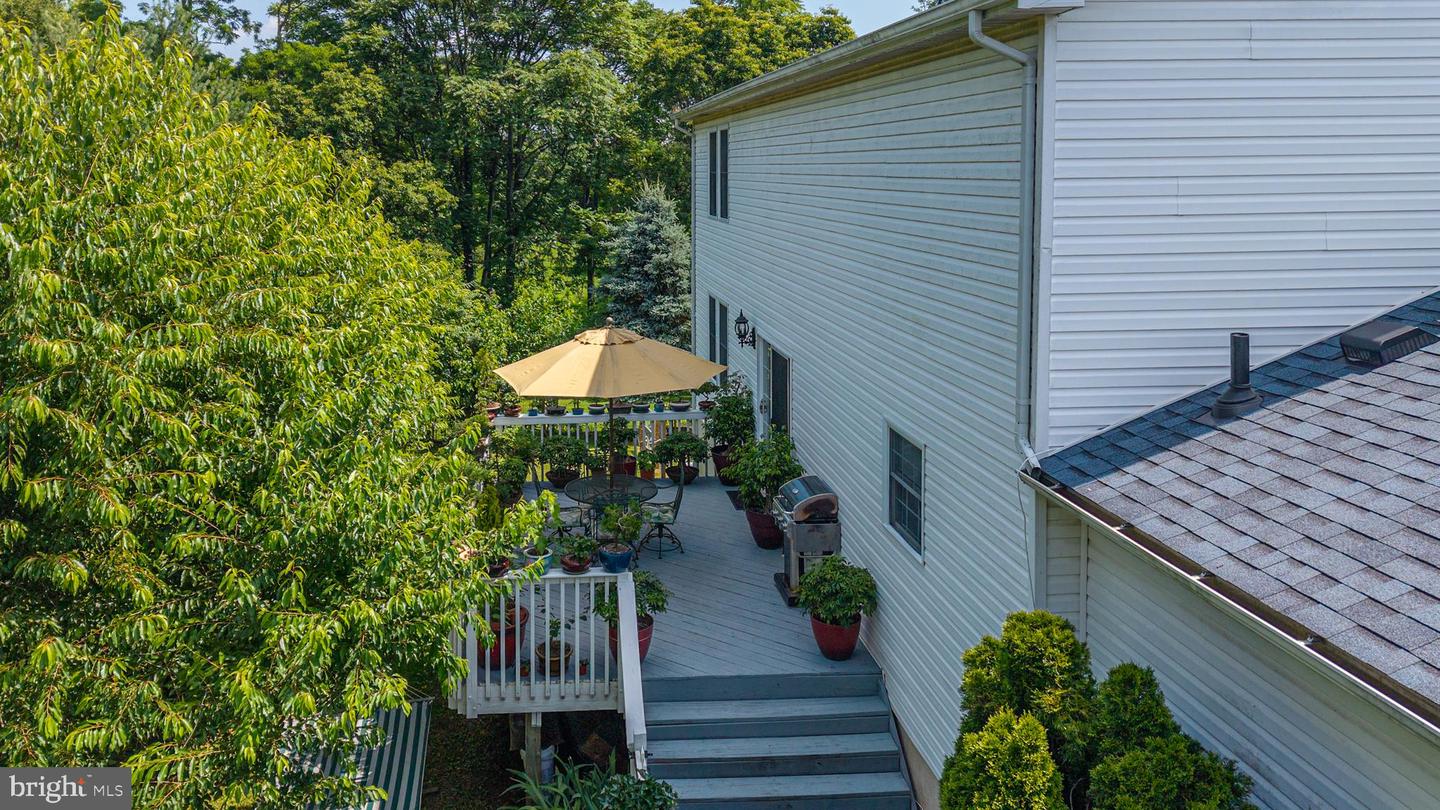 3187 Bishop Meade Rd