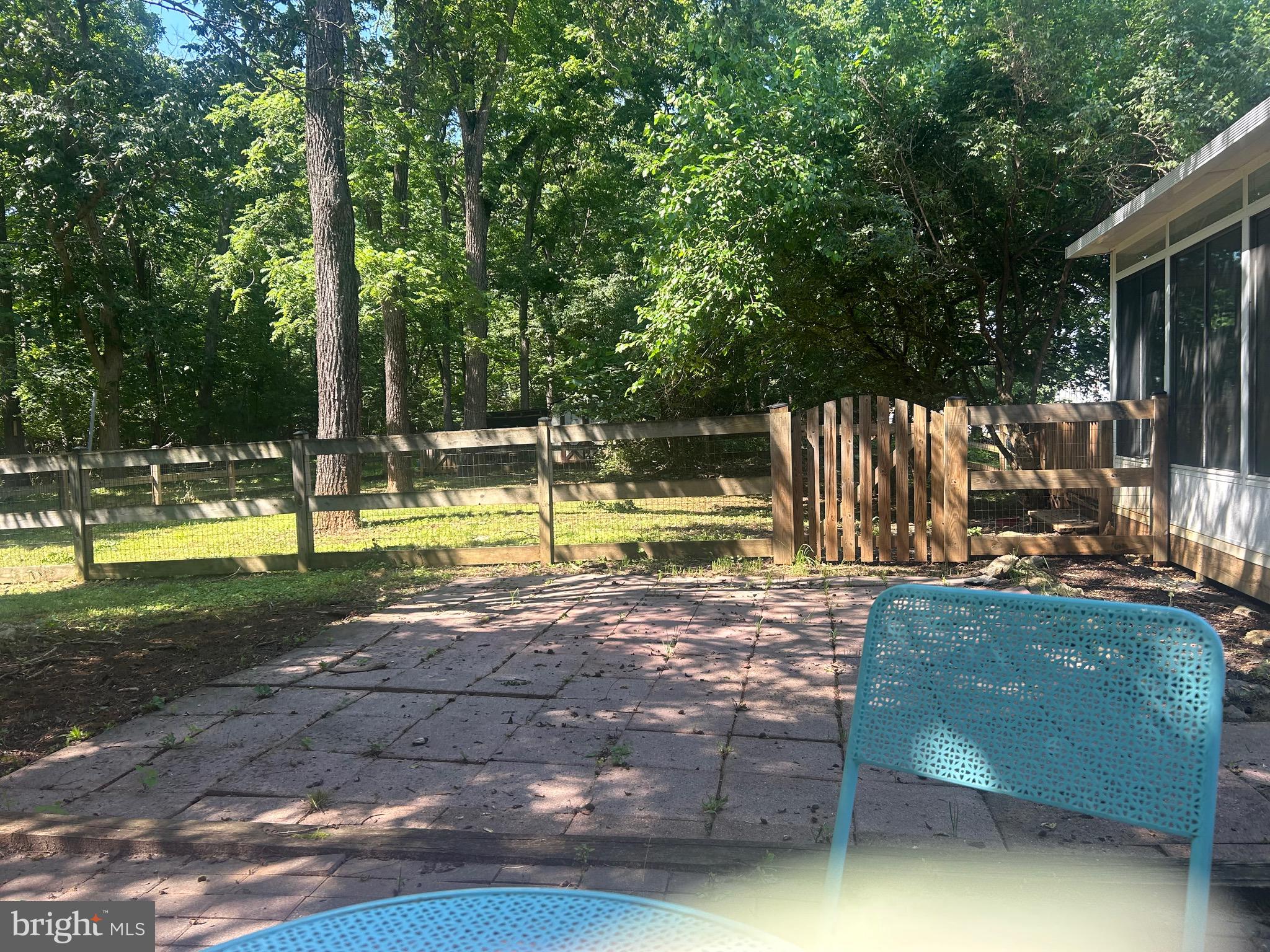 513 Russell Rd