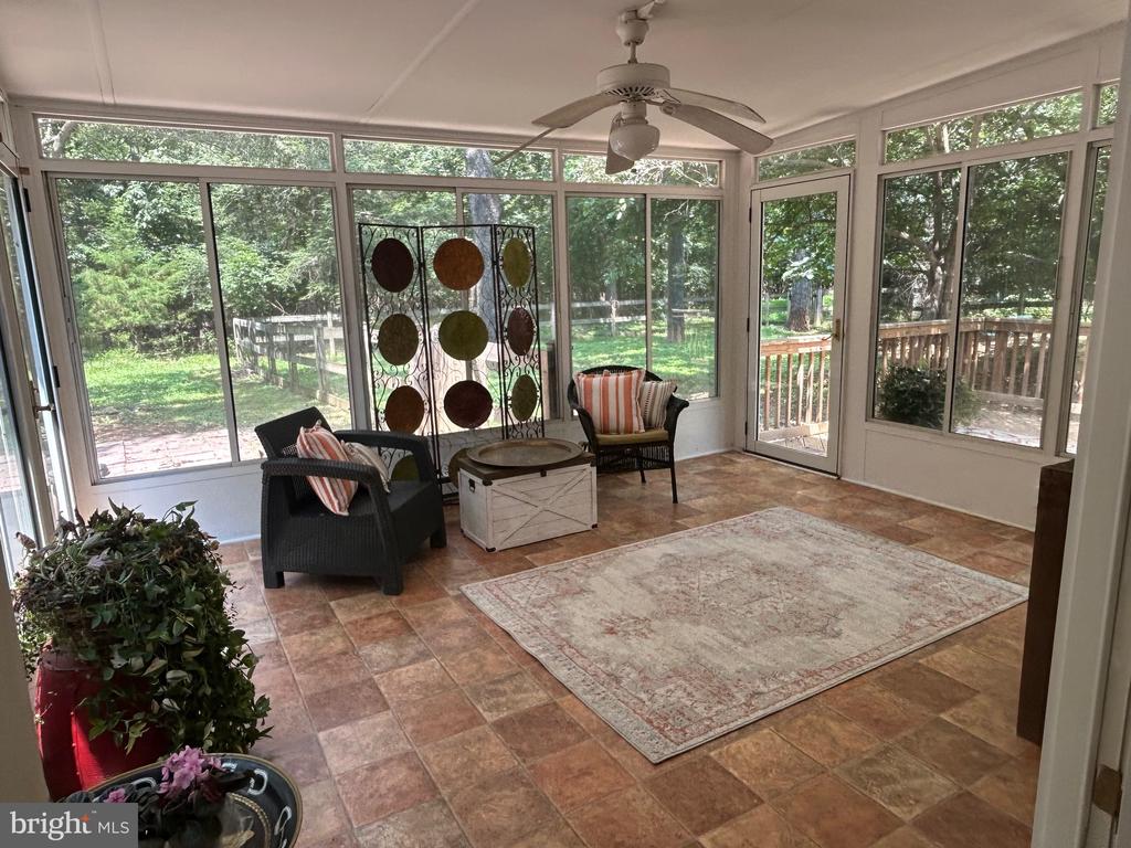 513 Russell Rd