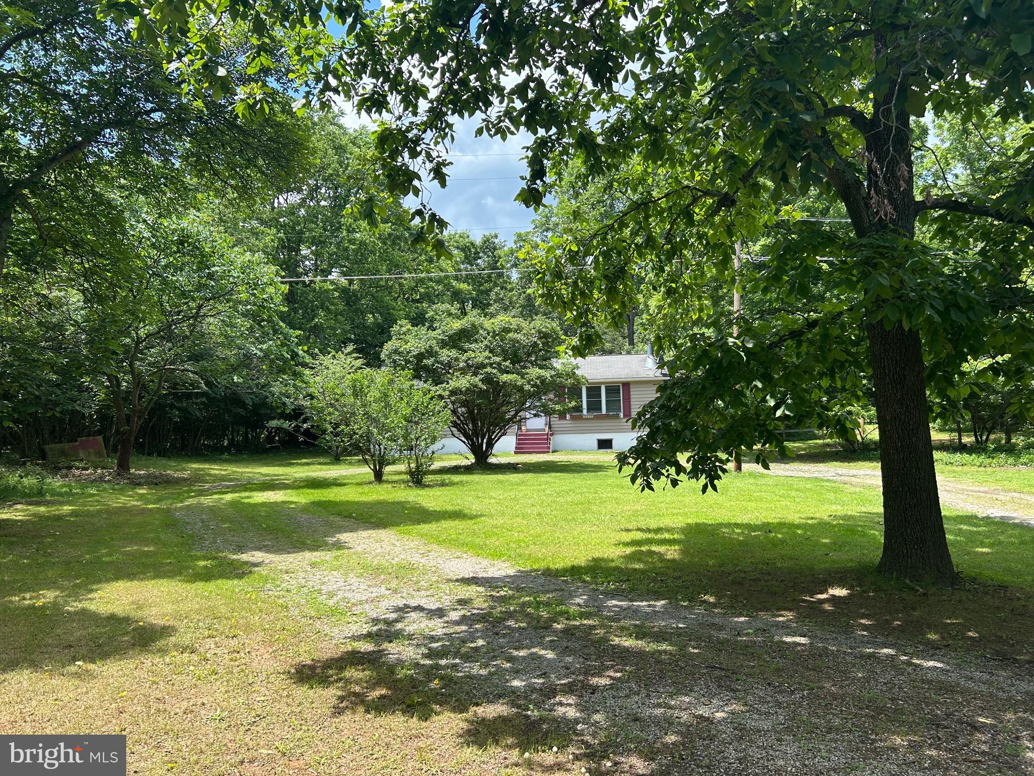 513 Russell Rd