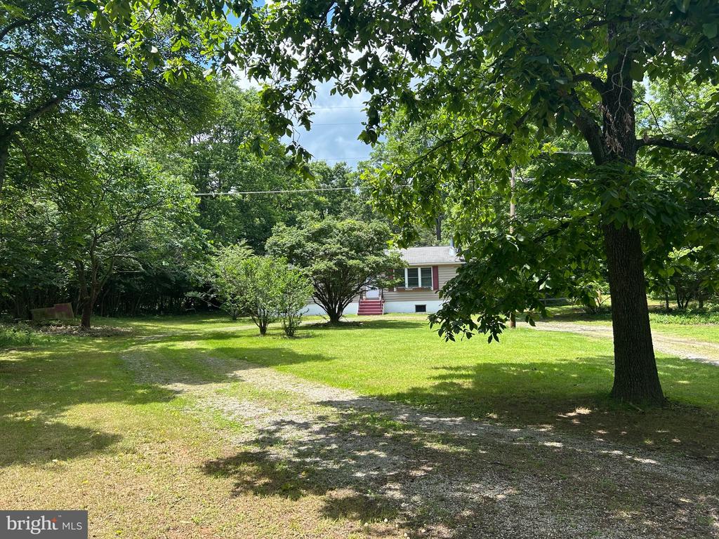 513 Russell Rd