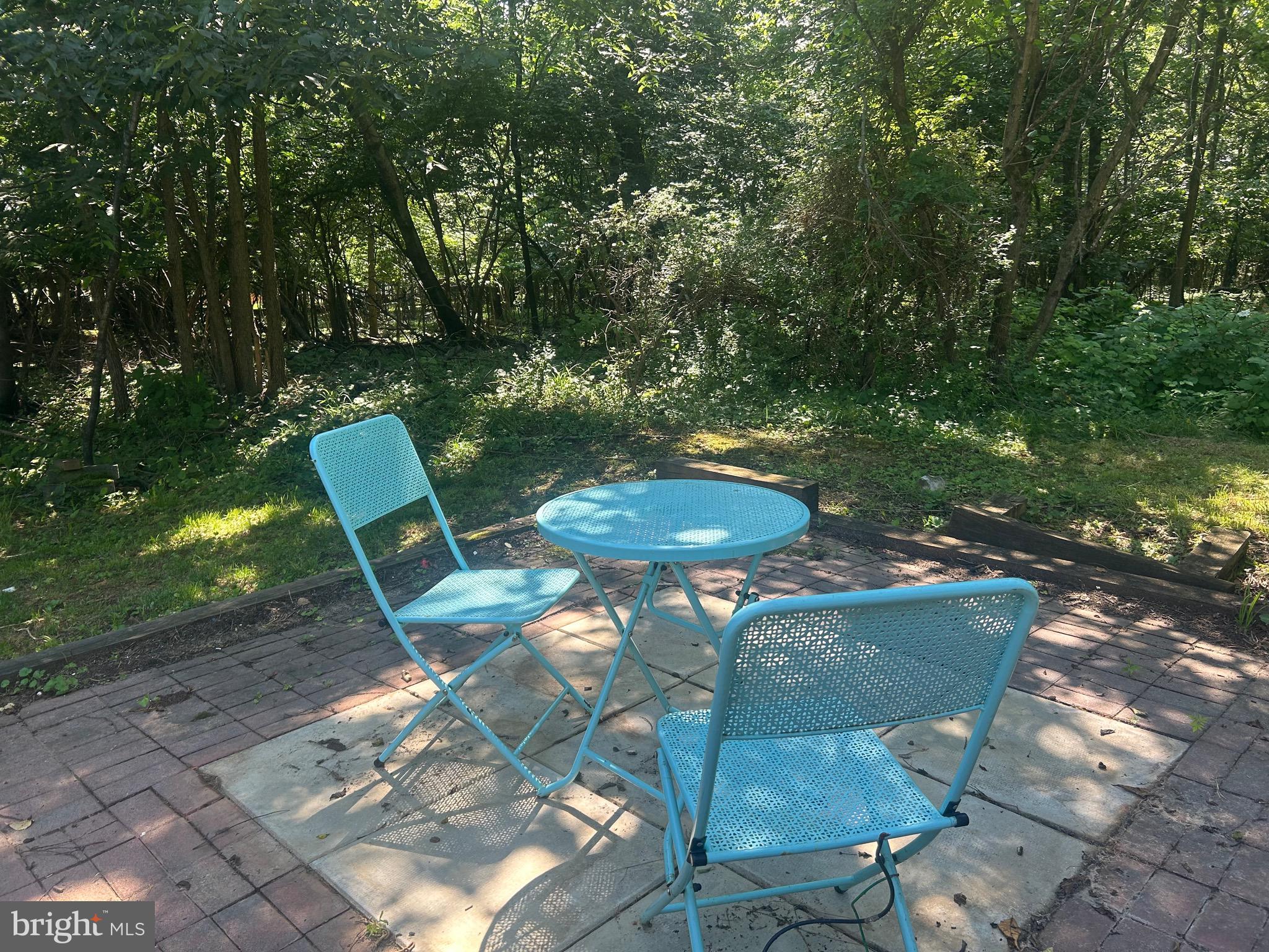 513 Russell Rd