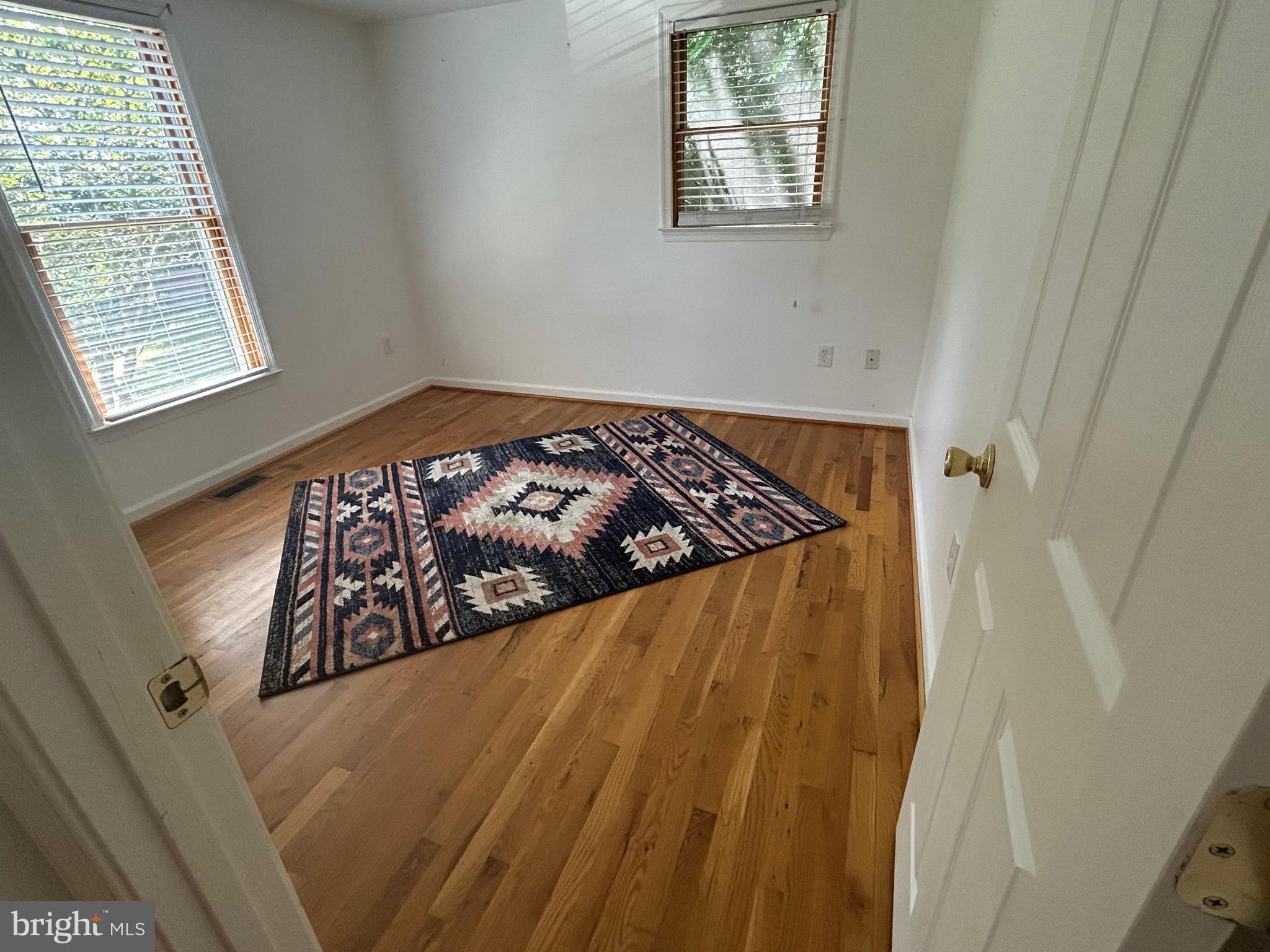 513 Russell Rd