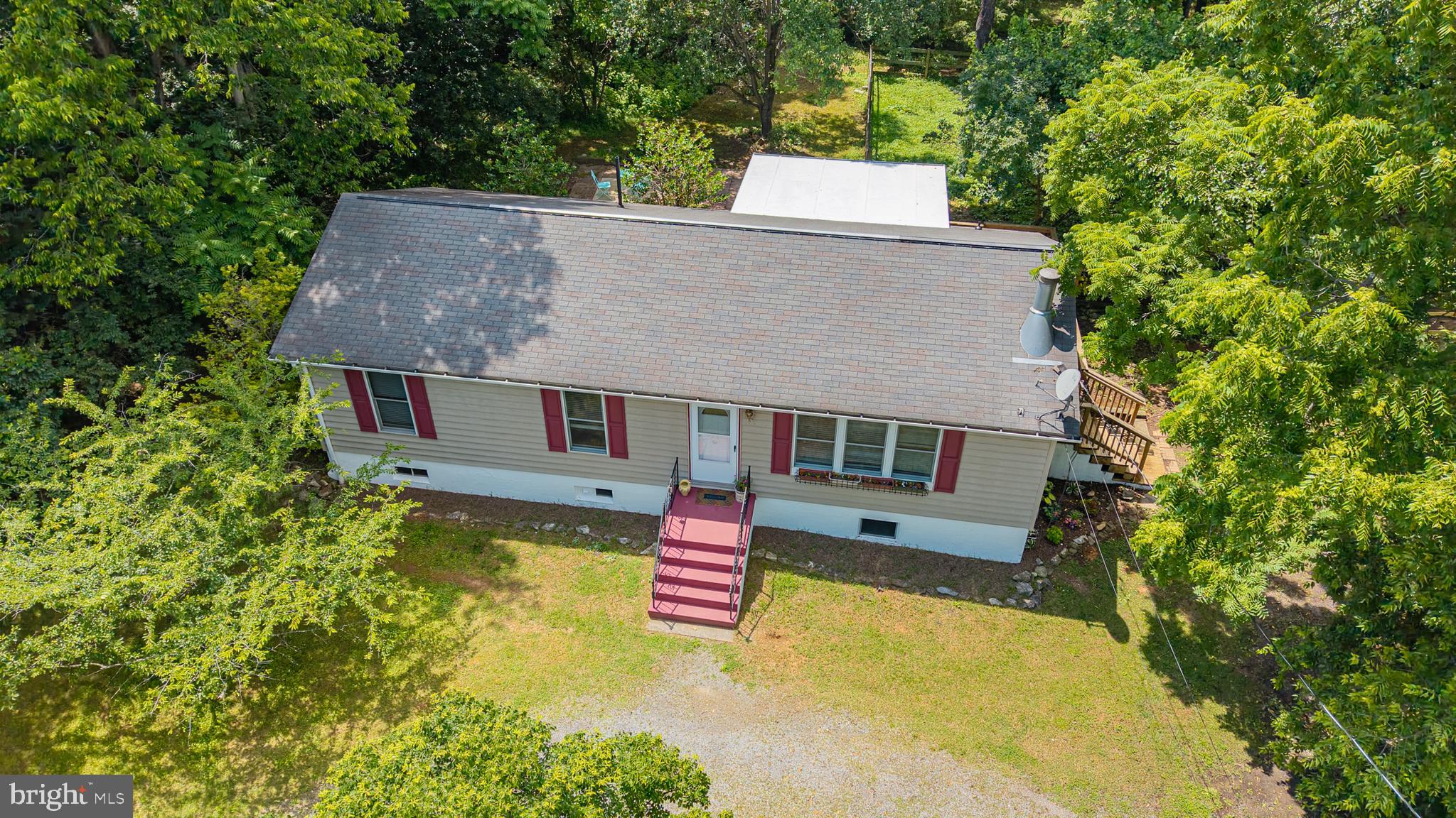 513 Russell Rd