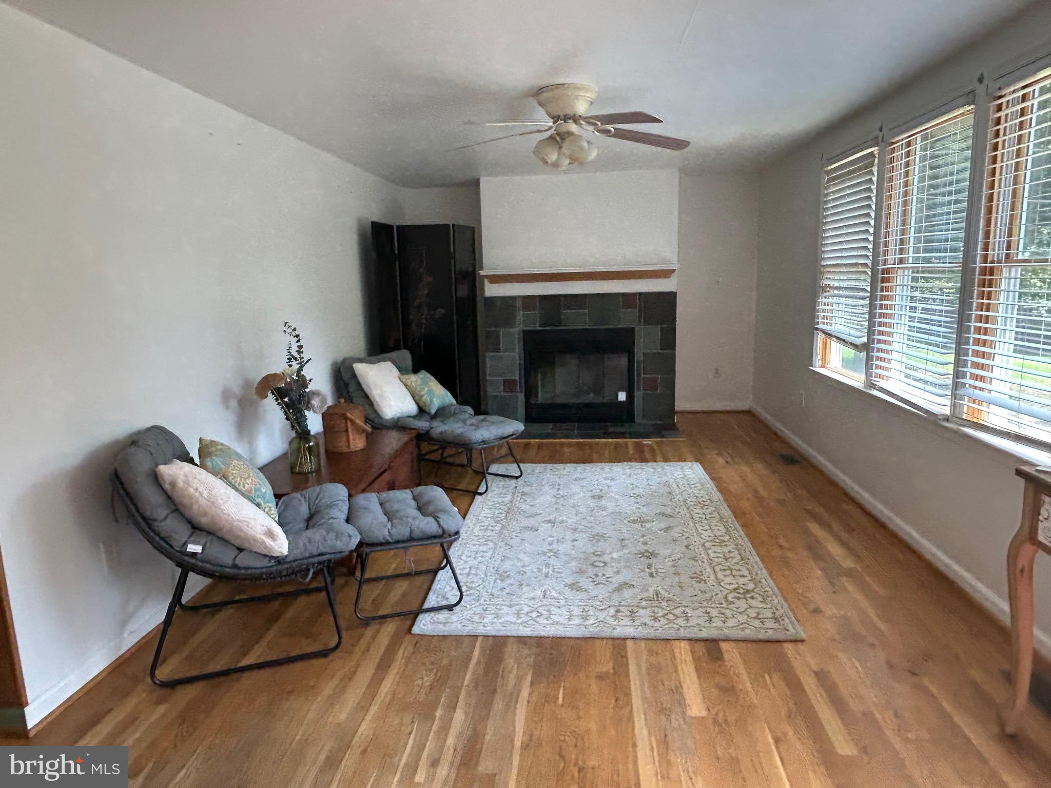 513 Russell Rd